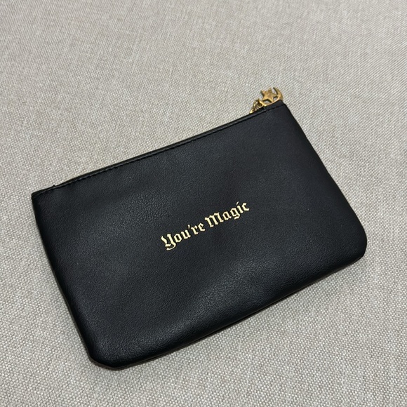 FREE WITH $25 PURCHASE-Ipsy makeup Bag-Black/Gold “You’re Magic” Logo - Picture 3 of 8
